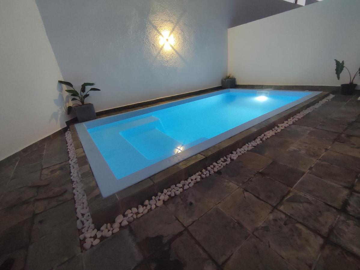 Golden Square Villa & Private Pool Flic-en-Flacq Extérieur photo